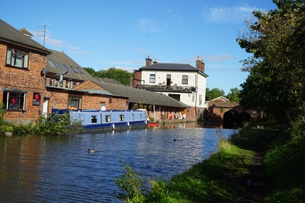 Worcester & Birmingham canal, a short walk from Upton Warren